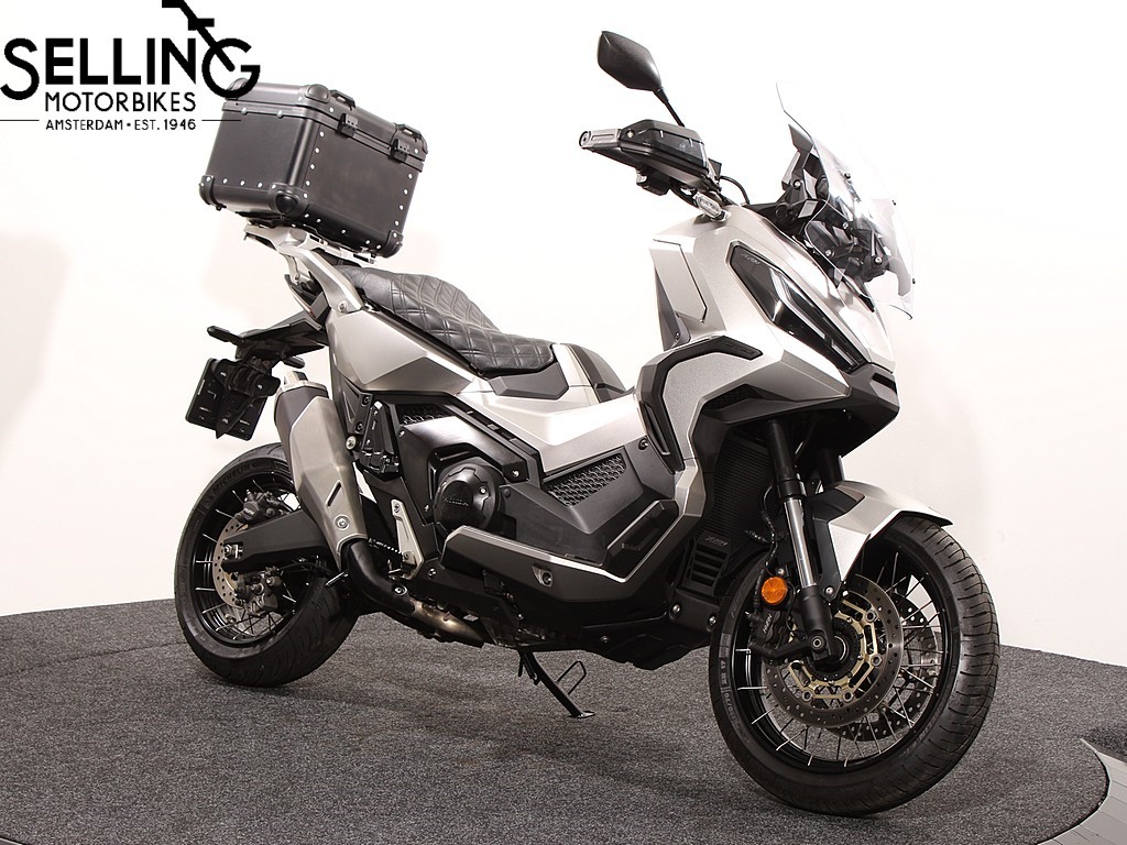 HONDA - X-ADV 750