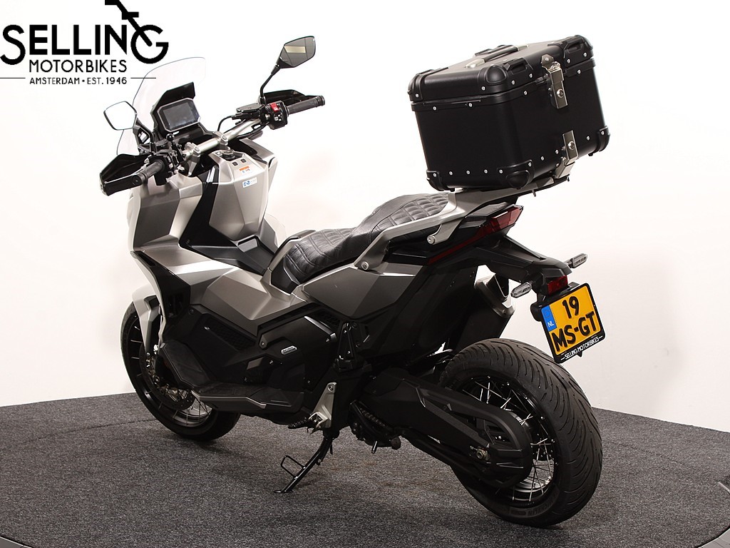 HONDA - X-ADV 750