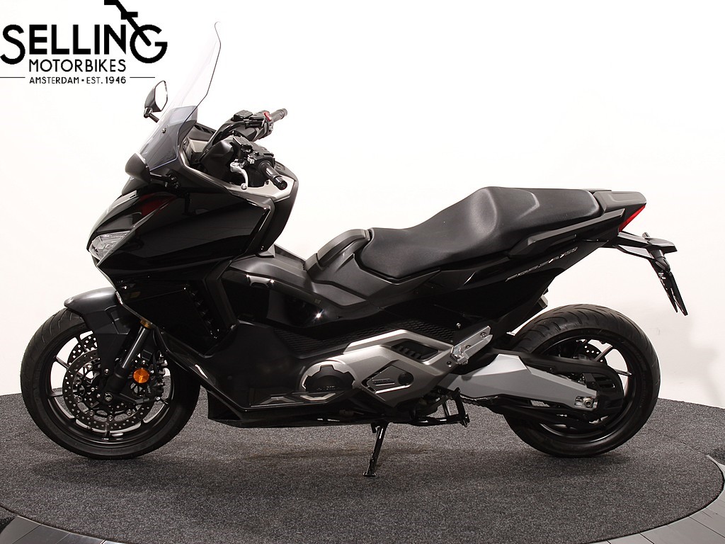 HONDA - NSS 750 Forza