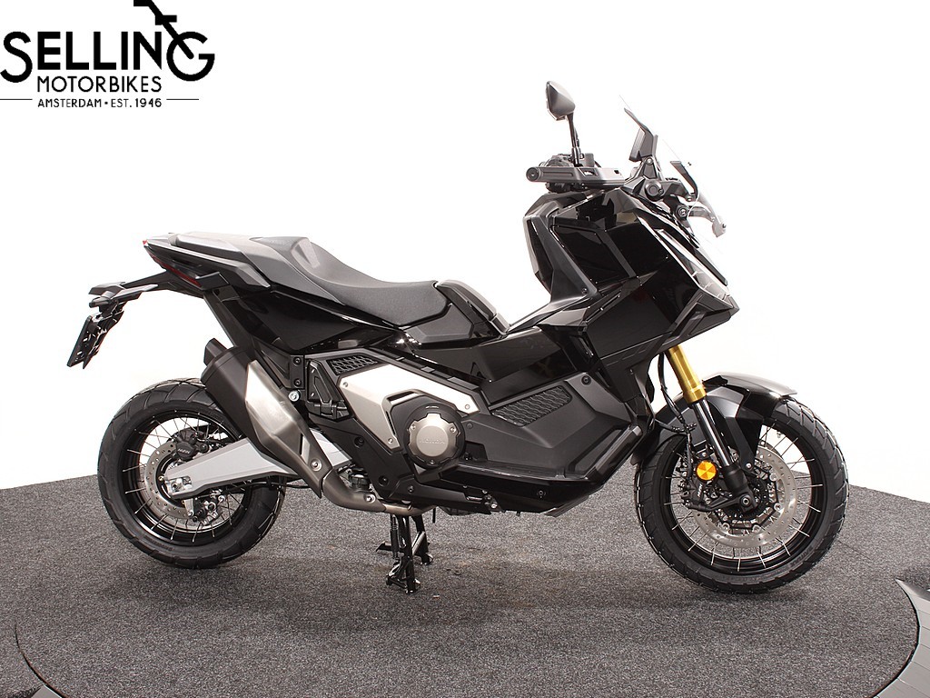 HONDA - X-ADV 750