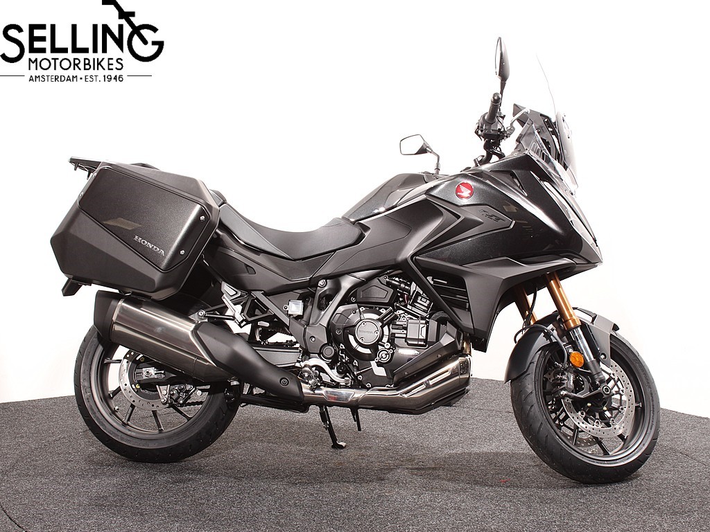 HONDA - NT 1100 DCT