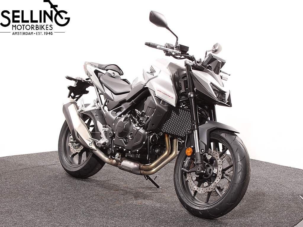 HONDA - CB 750 Hornet
