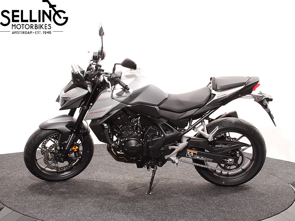 HONDA - CB 750 Hornet