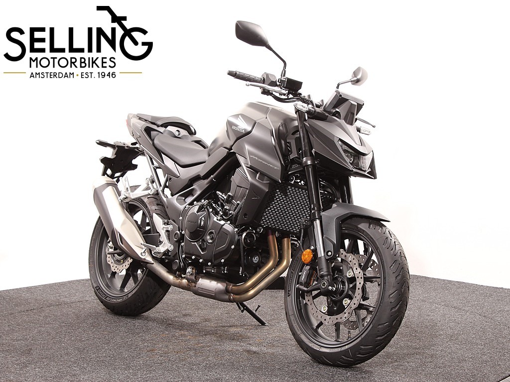 HONDA - CB 750 Hornet