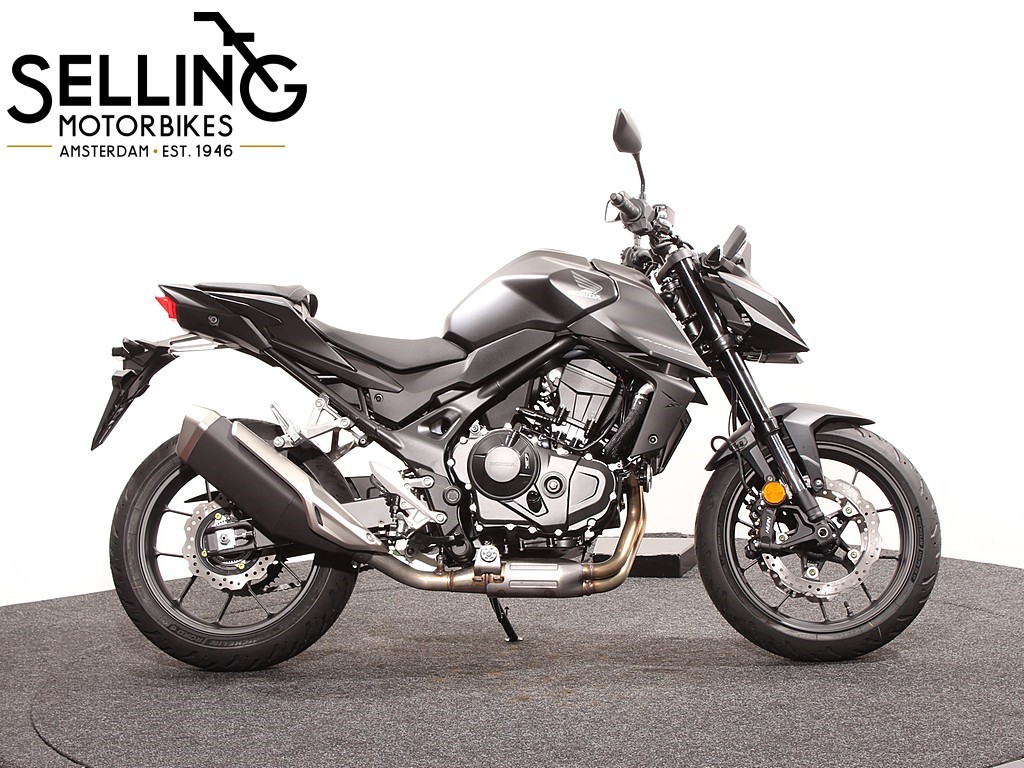 HONDA - CB 750 Hornet