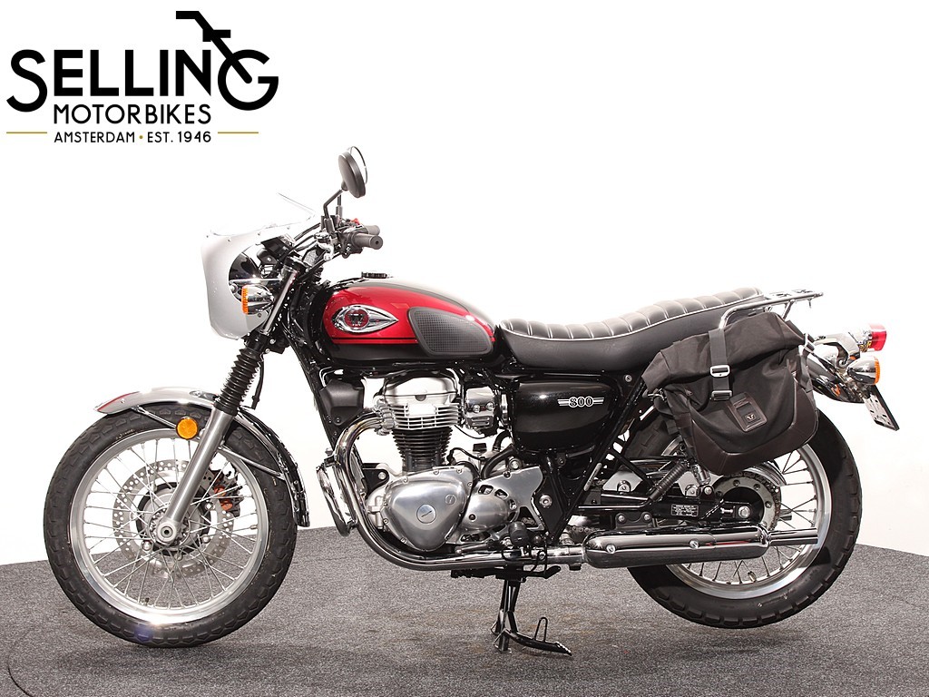 KAWASAKI - W 800