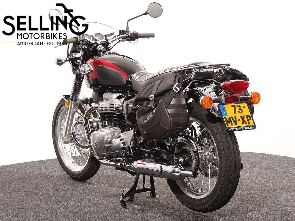 KAWASAKI - W 800