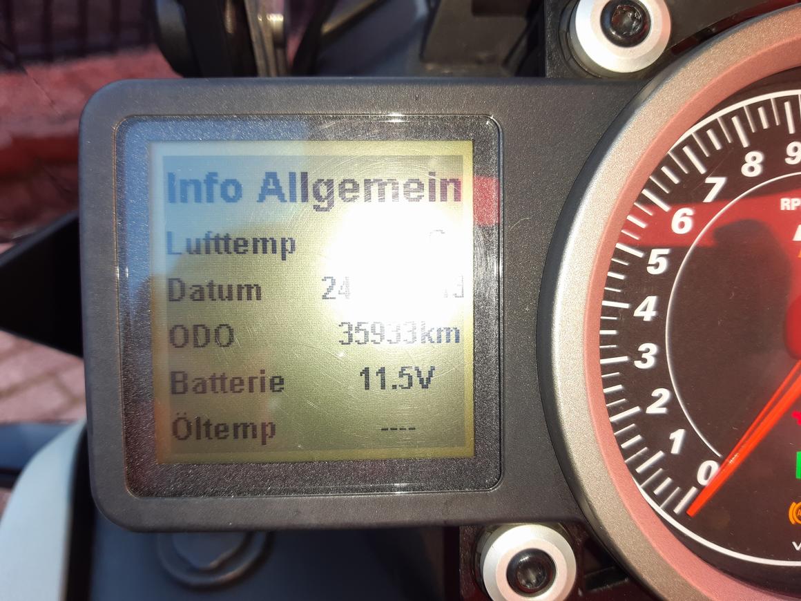 KTM - 1050 ADVENTURE ABS