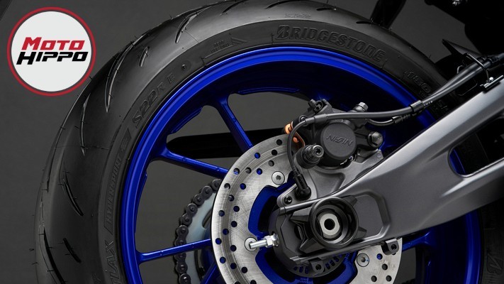 YAMAHA - R7