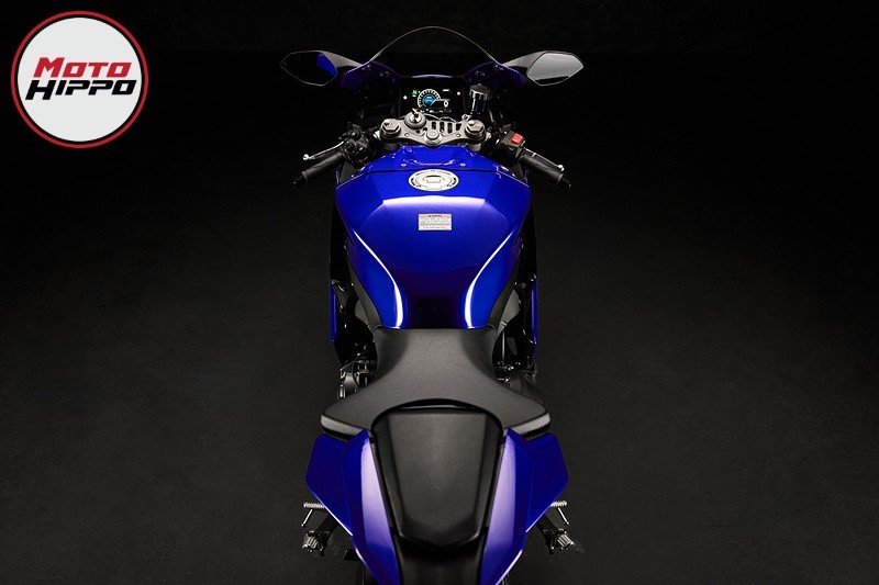 YAMAHA - R9