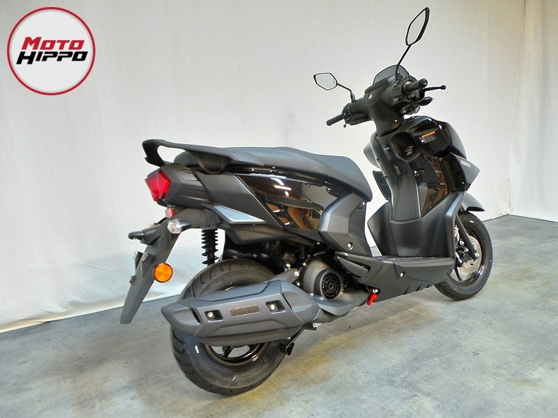 YAMAHA - RayZR
