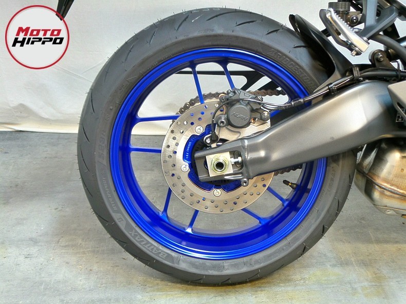 YAMAHA - MT-09