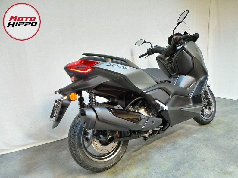 YAMAHA - XMAX 300