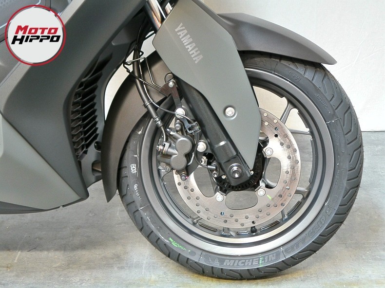 YAMAHA - XMAX 300