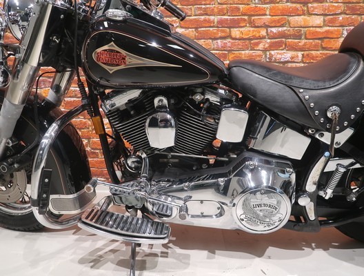 HARLEY-DAVIDSON - FLSTC Heritage Classic 1340