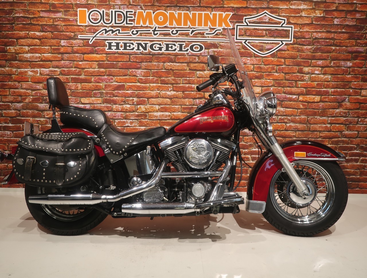 HARLEY-DAVIDSON - FLSTC Heritage Classic 1340