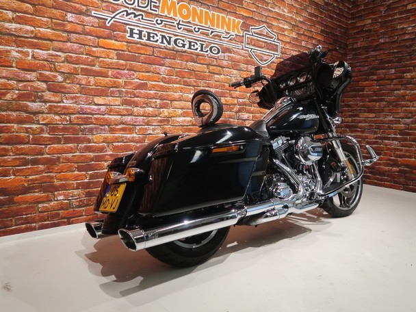 HARLEY-DAVIDSON - FLHX Street Glide 1690