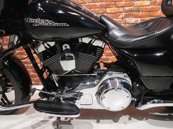 HARLEY-DAVIDSON - FLHX Street Glide 1690