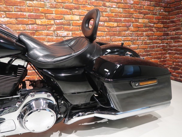 HARLEY-DAVIDSON - FLHX Street Glide 1690