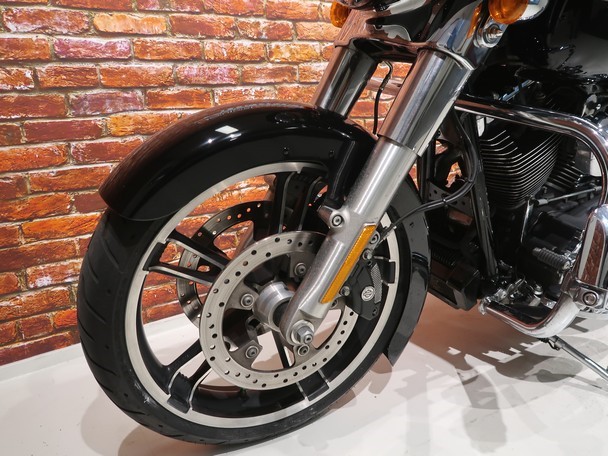 HARLEY-DAVIDSON - FLHX Street Glide 1690
