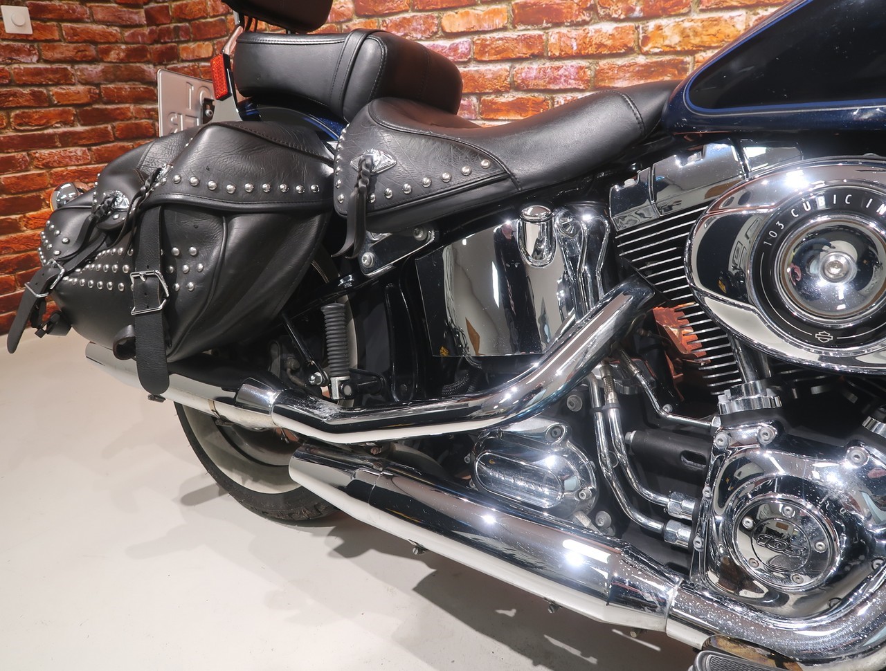HARLEY-DAVIDSON - FLSTC Heritage Classic 1690