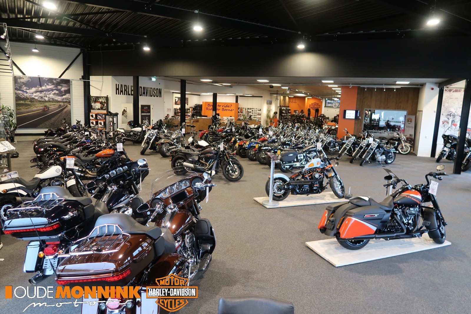 HARLEY-DAVIDSON - FLSTC Heritage Classic 1690