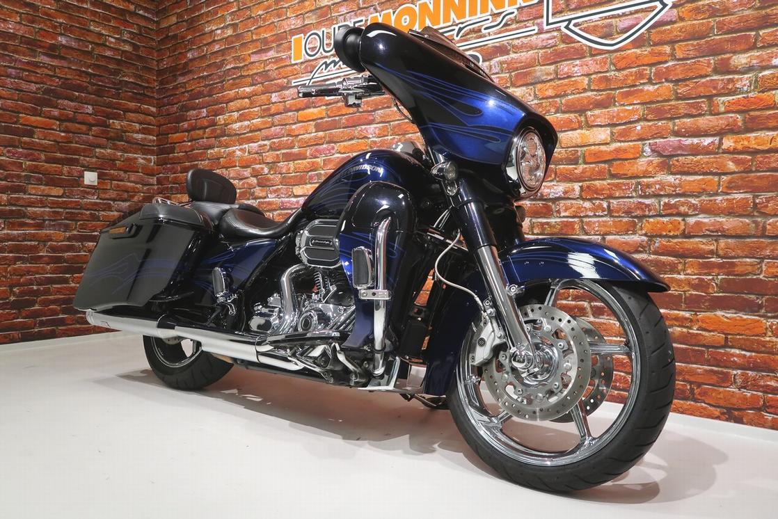 HARLEY-DAVIDSON - FLHXSE 3 - 4 - 5 CVO 1790 WEE