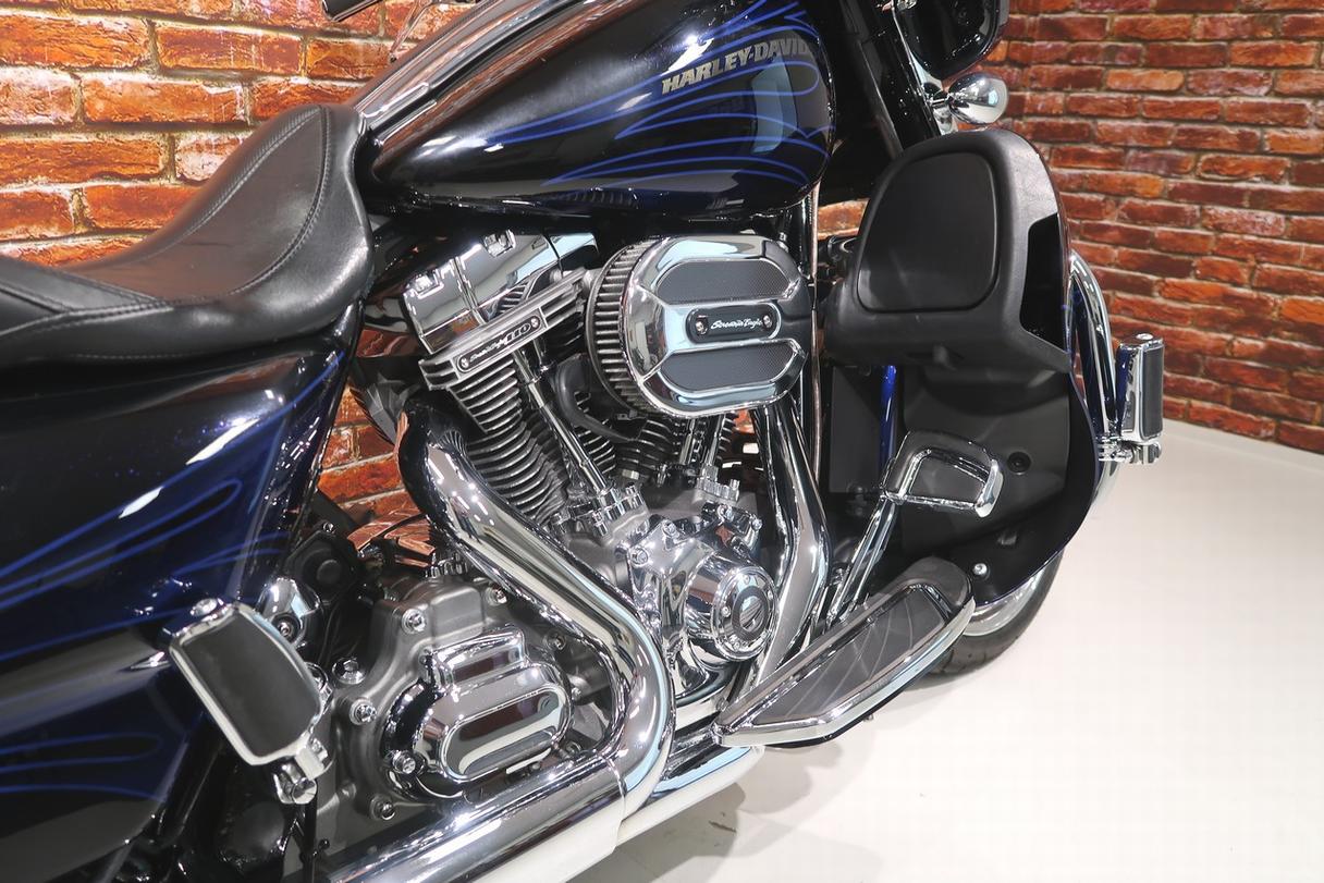 HARLEY-DAVIDSON - FLHXSE 3 - 4 - 5 CVO 1790 WEE