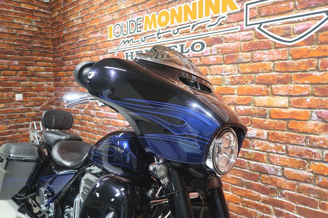 HARLEY-DAVIDSON - FLHXSE 3 - 4 - 5 CVO 1790 WEE