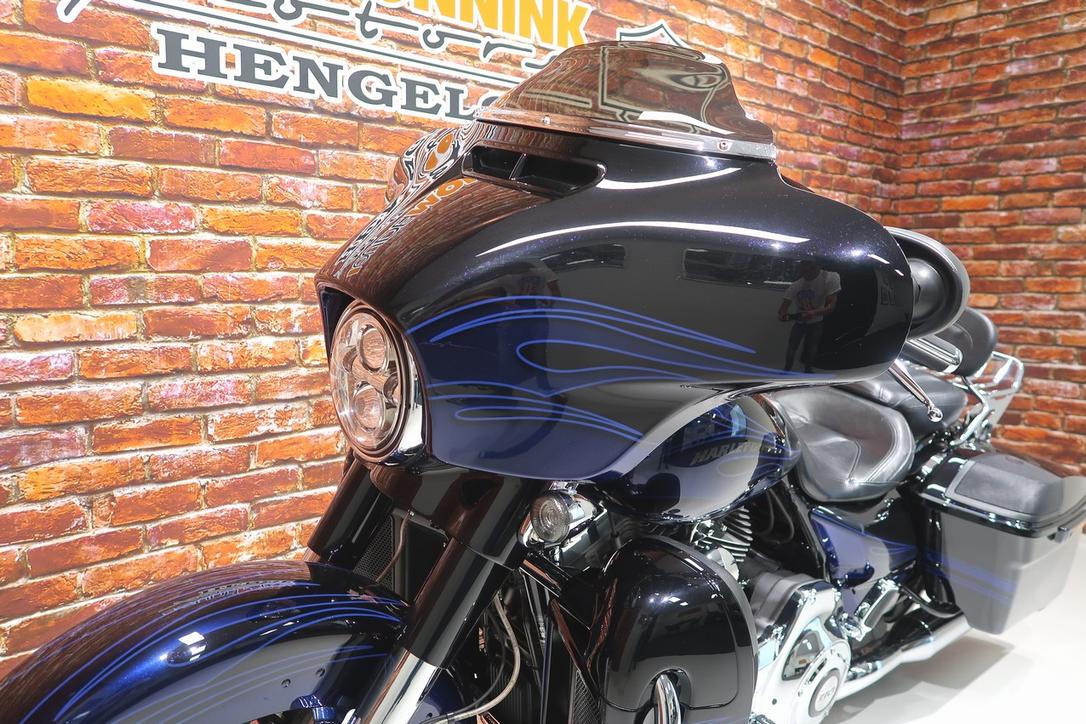 HARLEY-DAVIDSON - FLHXSE 3 - 4 - 5 CVO 1790 WEE