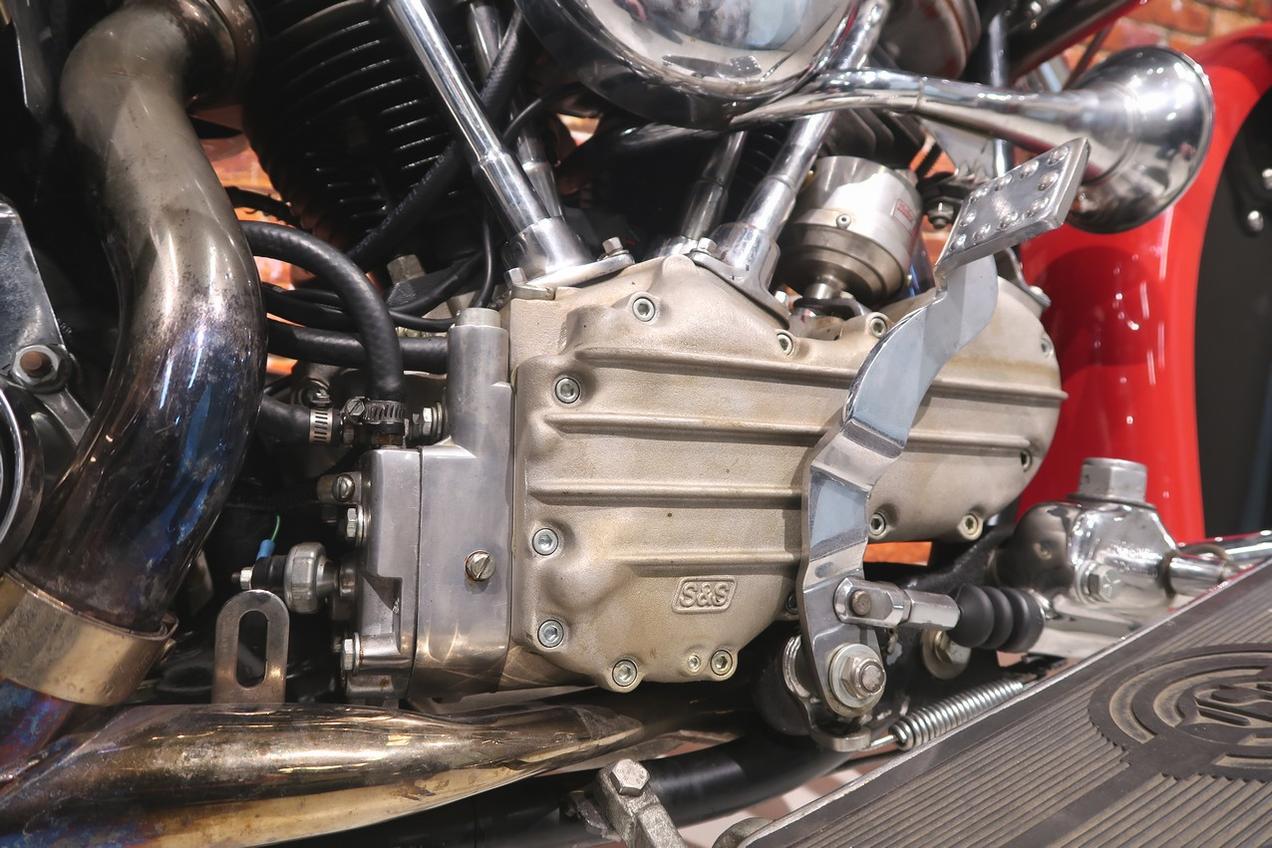 HARLEY-DAVIDSON - FL 1200 Duo Glide Panhead