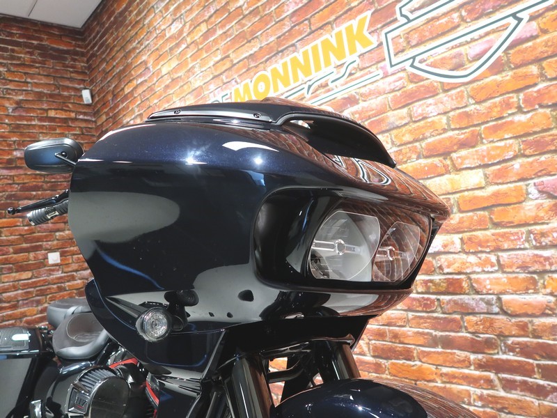 HARLEY-DAVIDSON - FLTRXSE CVO 117 Road Glide