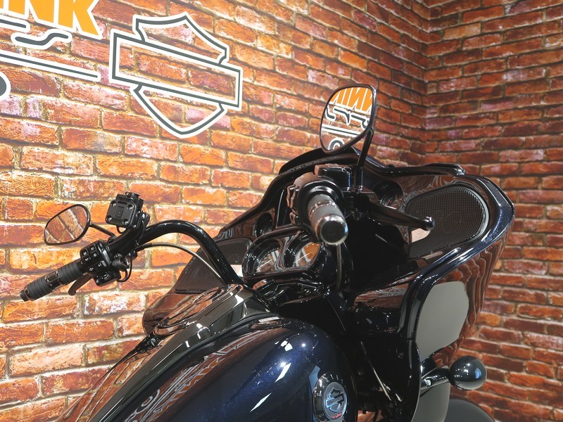 HARLEY-DAVIDSON - FLTRXSE CVO 117 Road Glide