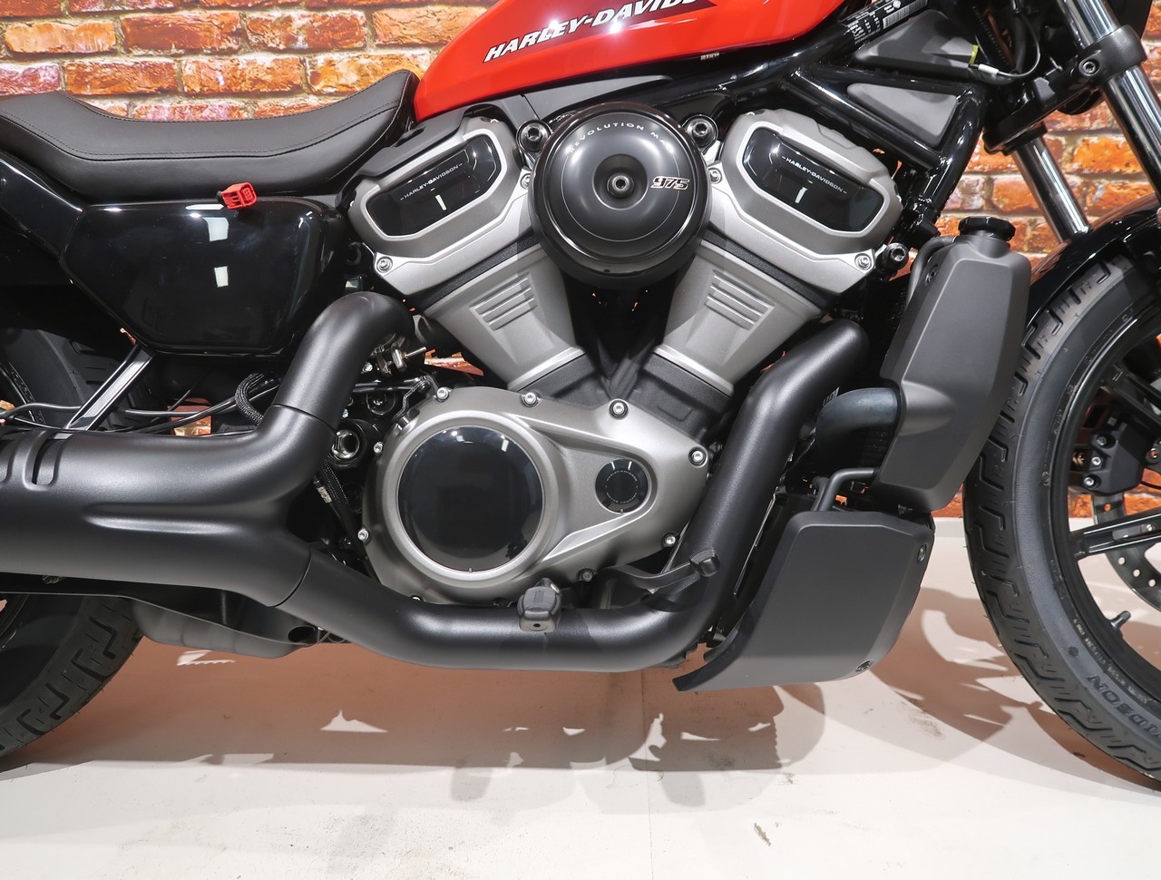 HARLEY-DAVIDSON - RH975 Nightster BTW MOTOR BTW