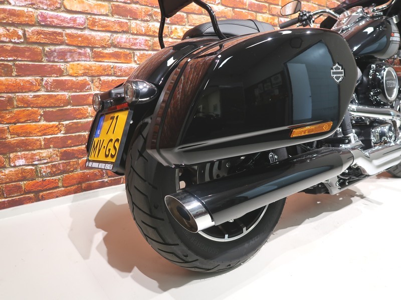 HARLEY-DAVIDSON - FLSB Sport Glide 107