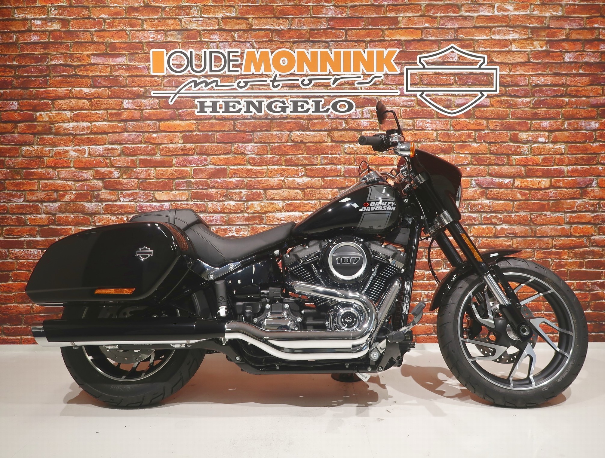 HARLEY-DAVIDSON - FLSB Sport Glide 107
