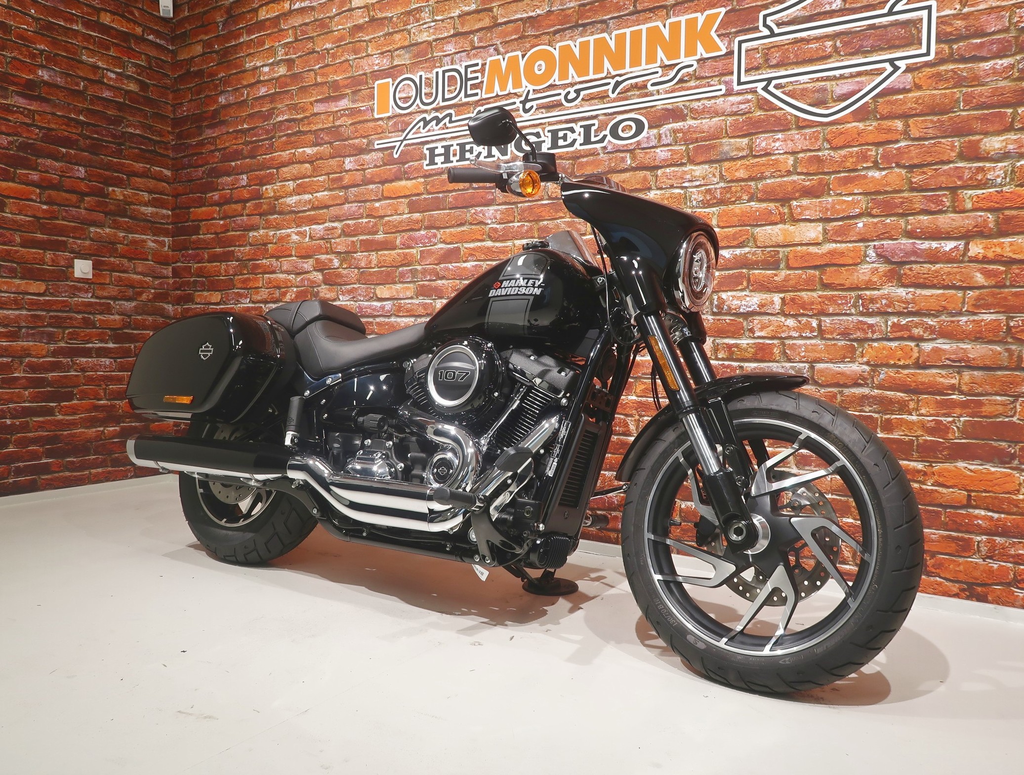 HARLEY-DAVIDSON - FLSB Sport Glide 107