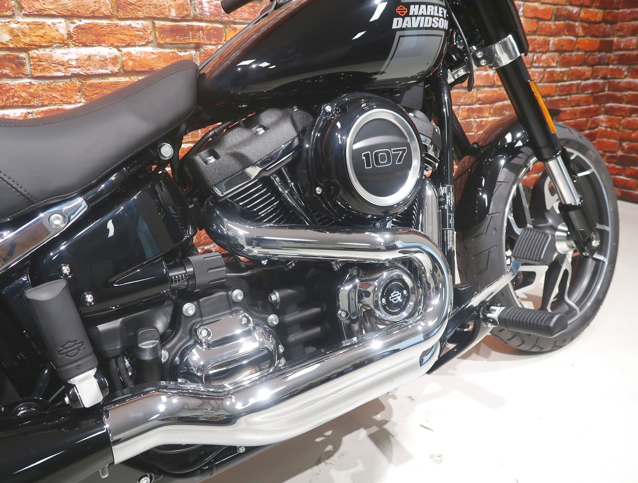 HARLEY-DAVIDSON - FLSB Sport Glide 107