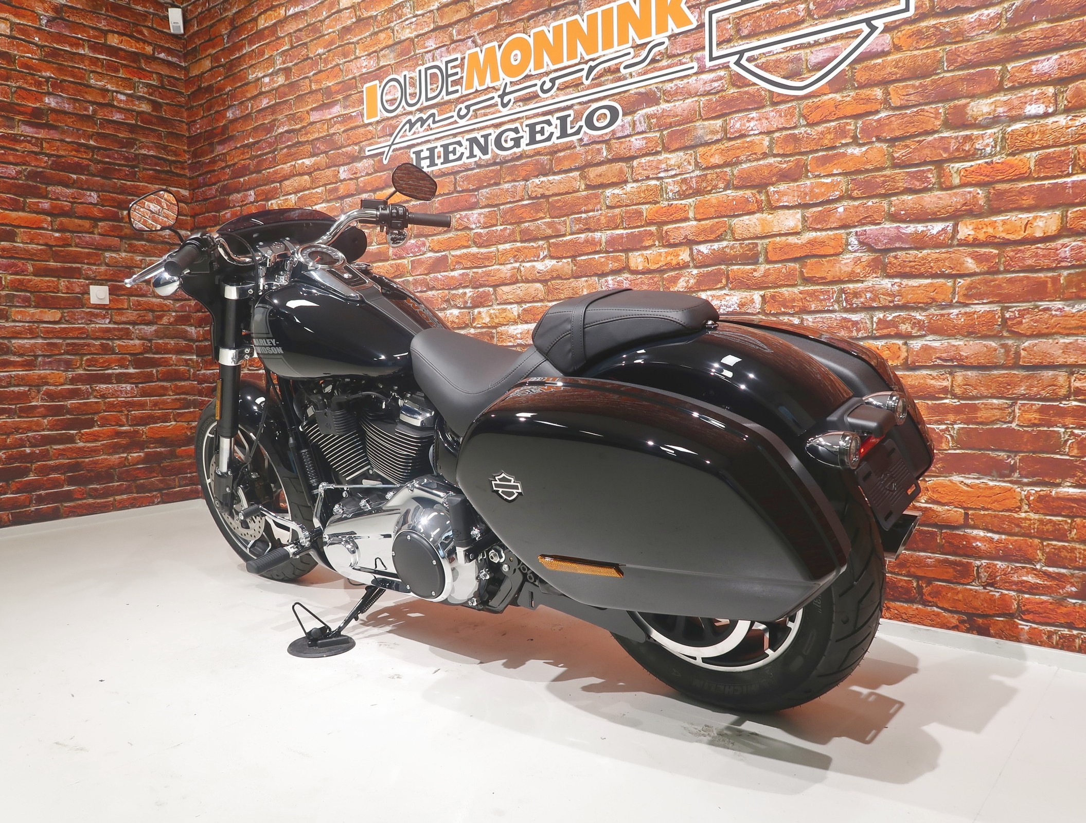 HARLEY-DAVIDSON - FLSB Sport Glide 107