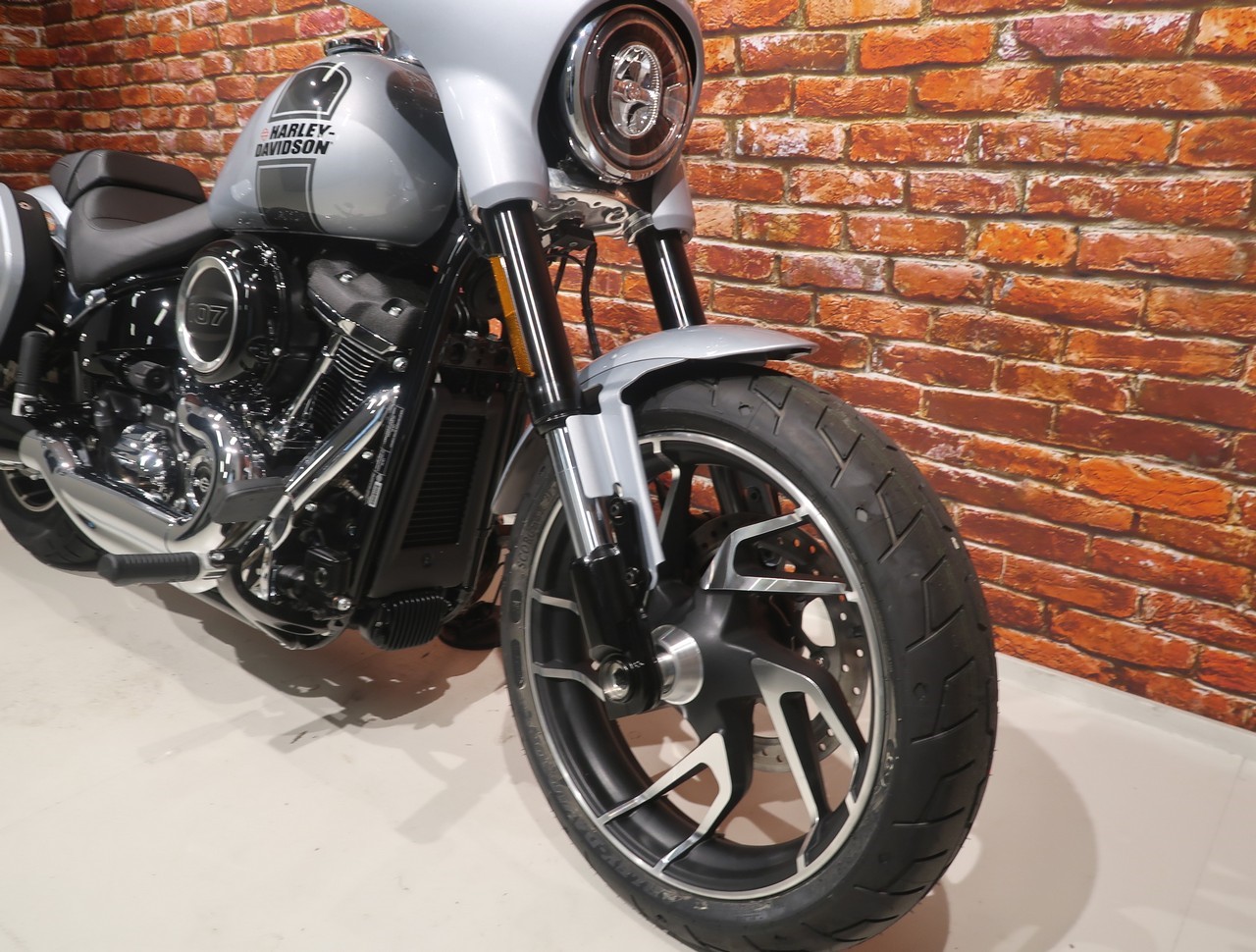 HARLEY-DAVIDSON - FLSB Sport Glide 107