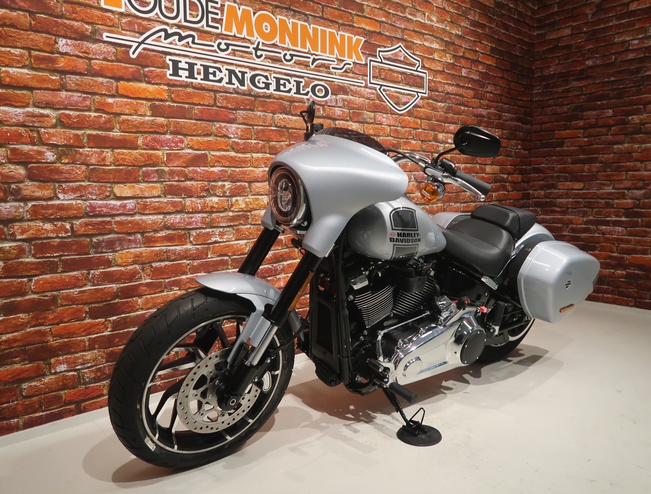 HARLEY-DAVIDSON - FLSB Sport Glide 107