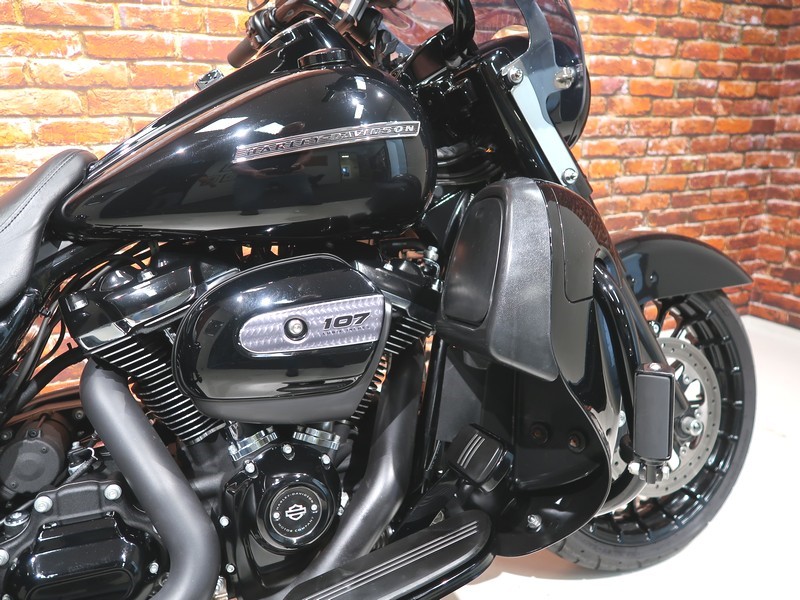 HARLEY-DAVIDSON - FLHRXS Road King Special 107