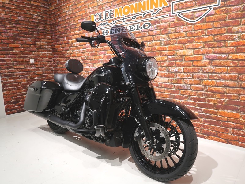 HARLEY-DAVIDSON - FLHRXS Road King Special 107