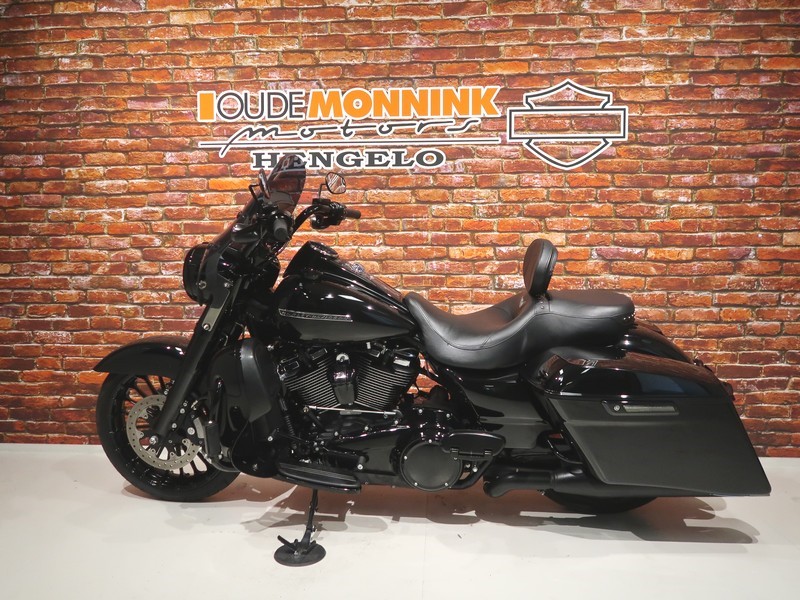 HARLEY-DAVIDSON - FLHRXS Road King Special 107