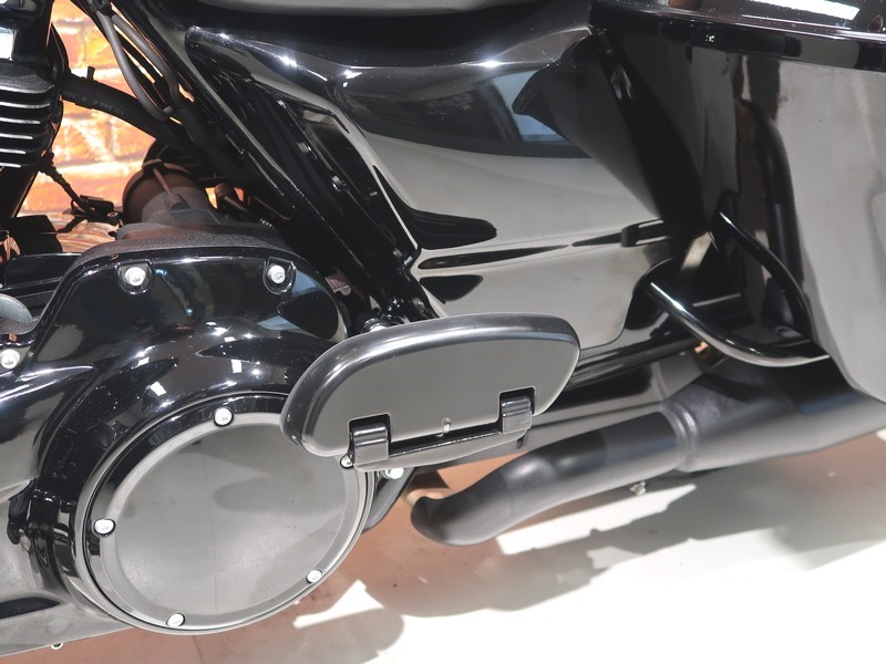 HARLEY-DAVIDSON - FLHRXS Road King Special 107