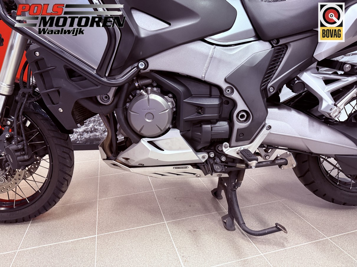 HONDA VFR 1200 XDC