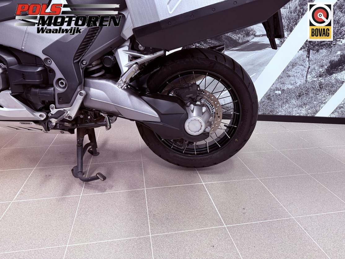 HONDA VFR 1200 XDC