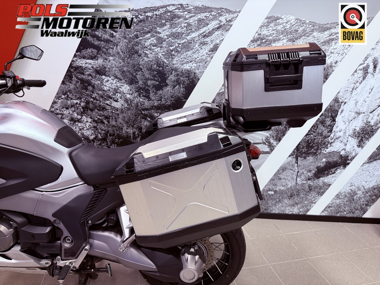 HONDA VFR 1200 XDC