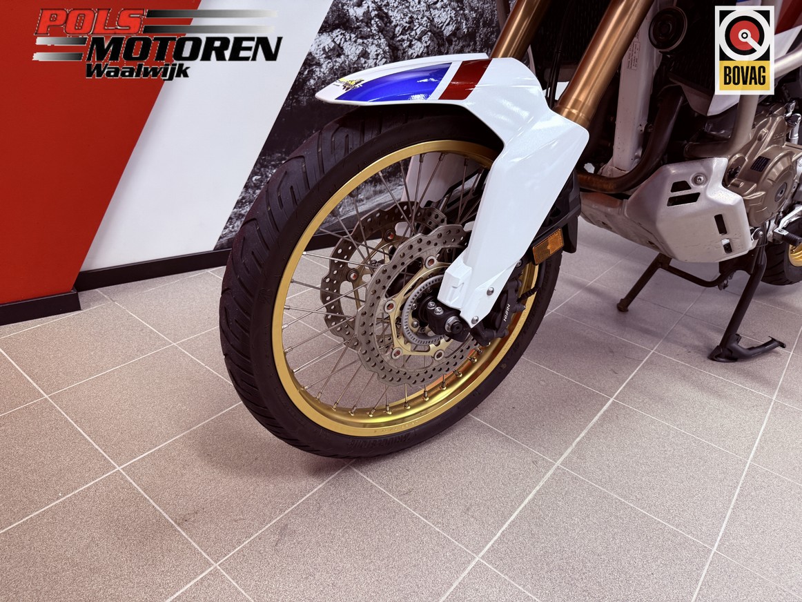 HONDA CRF 1000 A2J AFRICA TWIN ADVEN