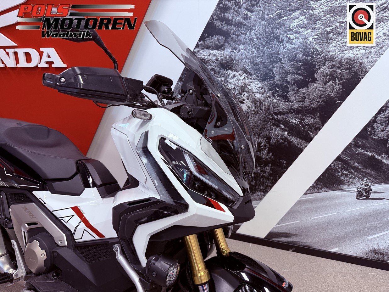 HONDA ADV 750 P
